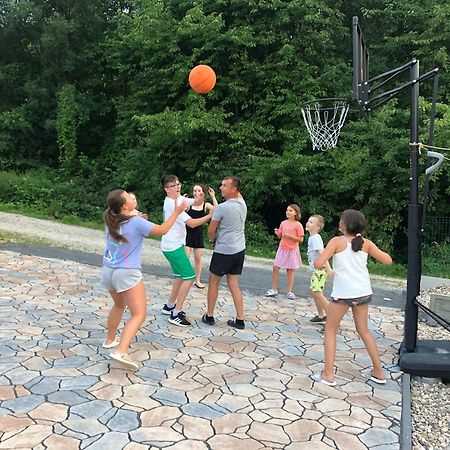 Villa Nibylandia Motylkowa Nowa Wies Grodziska Esterno foto
