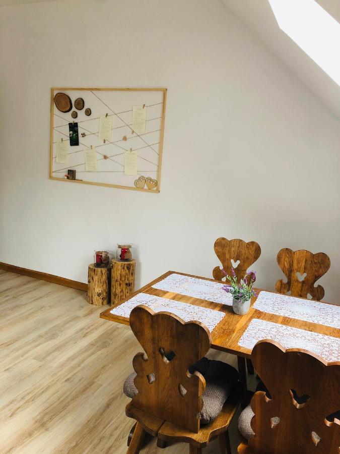 Villa Nibylandia Motylkowa Nowa Wies Grodziska Esterno foto